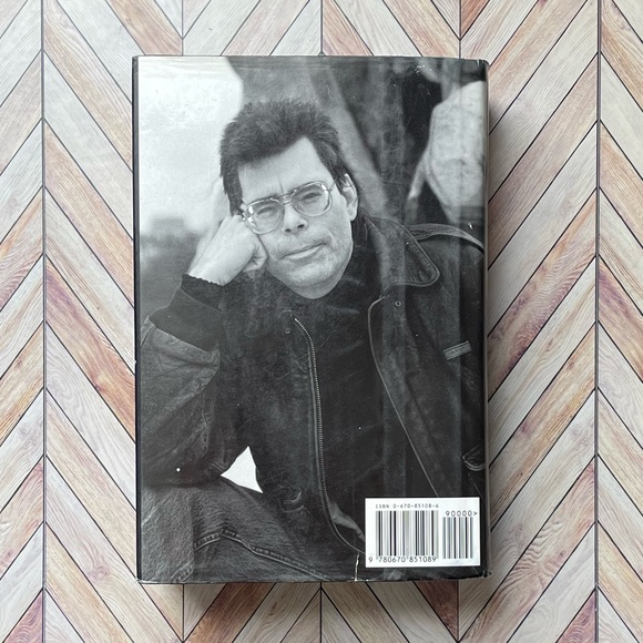 Used Hardcover Book Stephen King Nightmares and Dreamscapes Collection of Tales - Picture 2 of 5